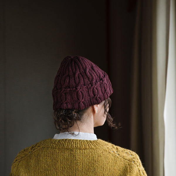 Entwined: Cables, Lace and Knitted Treasures