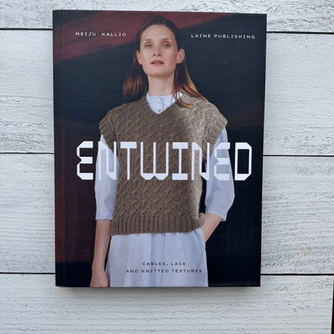 Entwined: Cables, Lace and Knitted Treasures