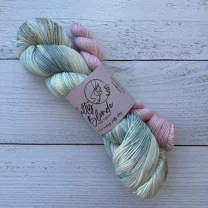 Salty Blonde Fiber 2-ply Sock Set