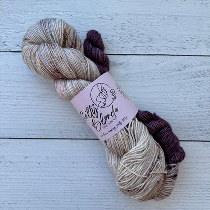 Salty Blonde Fiber 2-ply Sock Set
