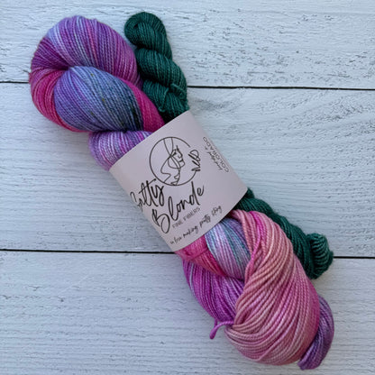 Salty Blonde Fiber 2-ply Sock Set