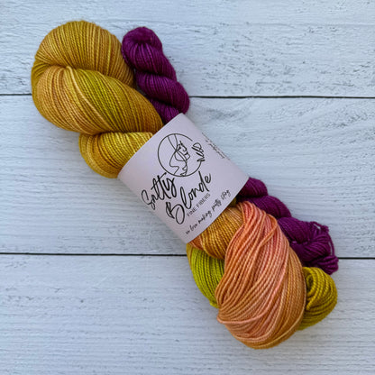 Salty Blonde Fiber 2-ply Sock Set